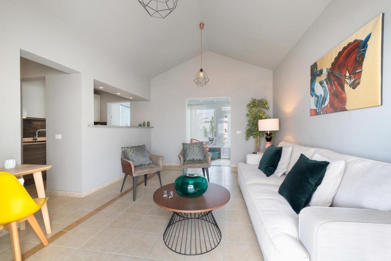 B2 Bungalow Casitas De Luz Charco del Palo Εξωτερικό φωτογραφία